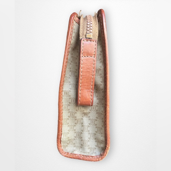 CELINE TRIOMPHE VINTAGE POUCH - Picture 5 of 13